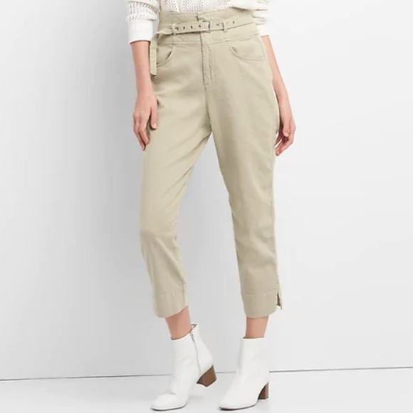 GAP Pants - Gap high rise chino with belt